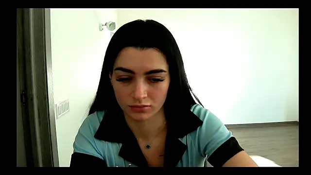 Oueen Sandra online show from January 18, 11:50 am