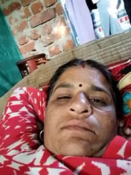 CUTE Ishpa online show from February 8, 11:36 am