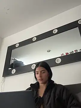 Ema Rose  online show from January 31, 7:11 pm