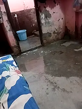 Desipari 777 online show from February 14, 5:15 pm