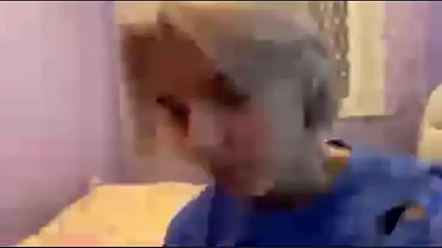 Scarlet cat online show from December 23, 8:51 am