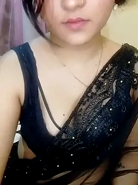 Saumyy online show from April 18, 7:58 pm