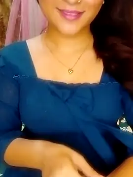 Saumyy online show from April 27, 7:44 pm