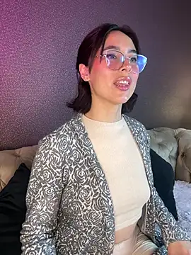 luna gv online show from February 18, 11:42 am