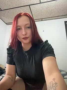 Scarlet auraa online show from March 4, 9:32 pm