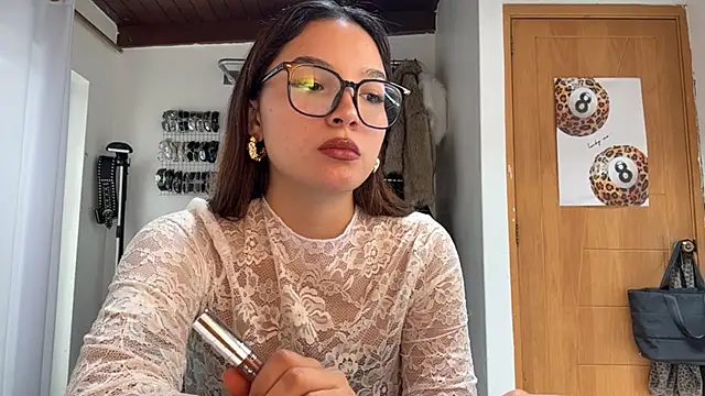 LubaLadeau online show from January 16, 1:29 pm