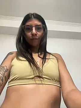 moronoiroficial online show from February 28, 2:16 pm