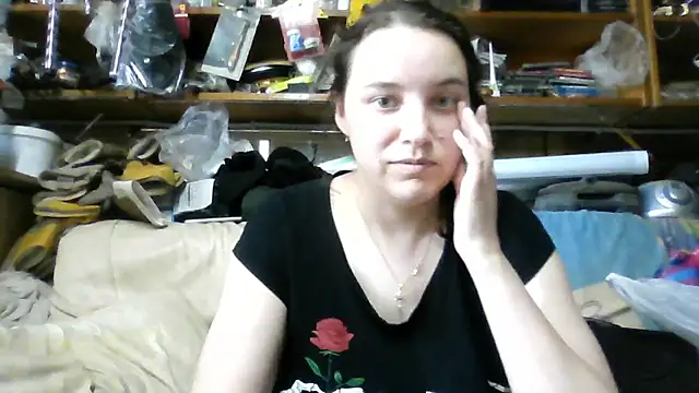 AmazingAllice online show from June 26, 11:22 am