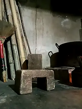 Hiniyk2 online show from March 27, 1:23 pm