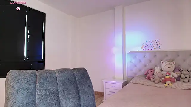 Diamond  cherry69 online show from March 28, 4:39 pm