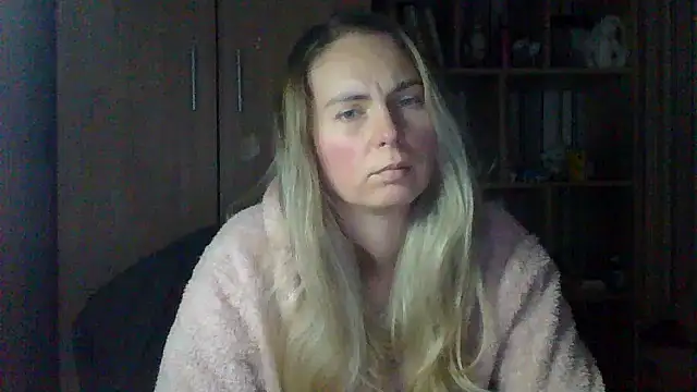 VikiLove765 online show from February 4, 8:56 pm