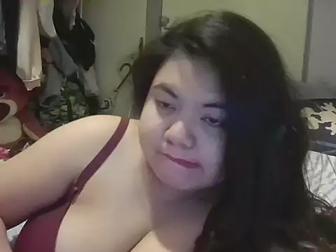 Allie 143 online show from January 15, 9:15 am