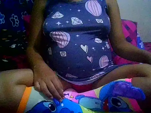 Kandysweety 2 online show from April 15, 2:23 am