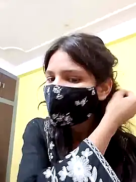 Sakshi-Aditi online show from June 8, 10:27 am