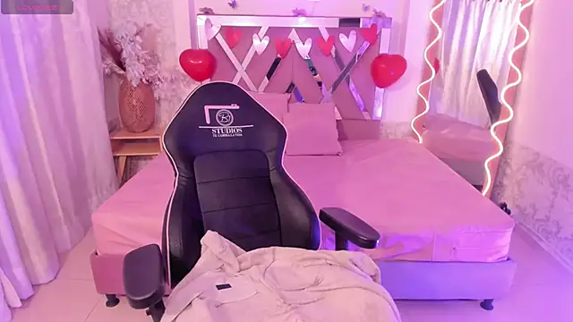 IRINA TAY1 online show from February 27, 7:19 am