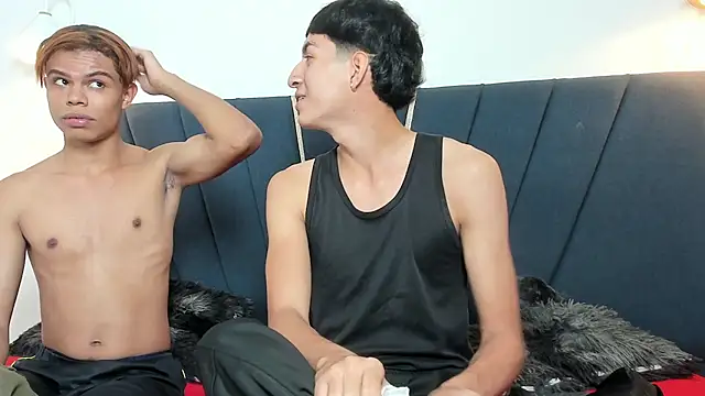 yago 77 online show from March 17, 4:00 pm