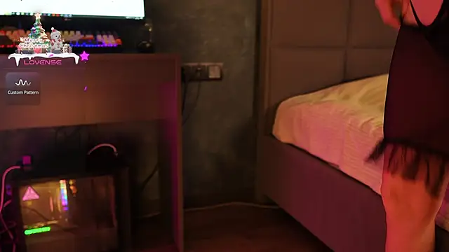 hey Melanie online show from January 8, 7:23 am