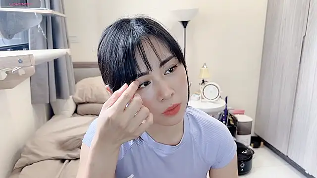 BabyOneDaily online show from April 30, 4:18 am