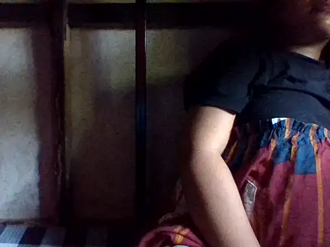 sweetprinces08 online show from April 18, 12:24 am