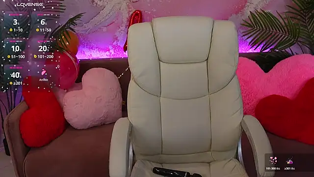 AlexaFleur online show from February 17, 7:40 am