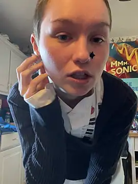 SugarNCinnamon online show from February 15, 8:19 pm