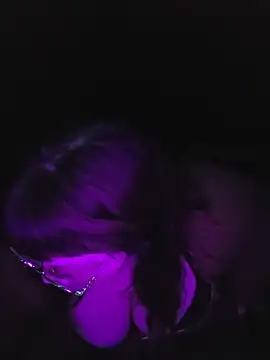 LunaLuxxx666 online show from March 11, 5:44 am