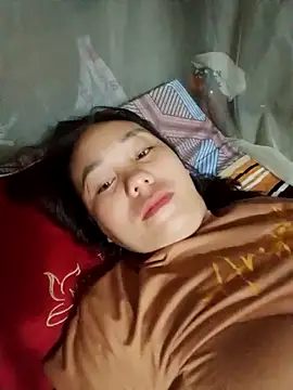 vanvan005 online show from March 28, 10:19 pm