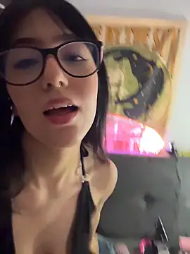 HinaSweet online show from February 26, 12:20 am