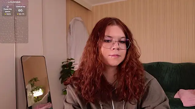 A Lot of Bunny online show from March 14, 9:43 am