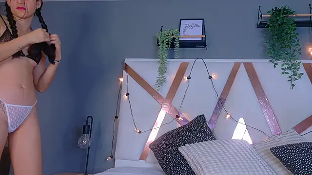 AmberStonne   online show from February 25, 3:05 am