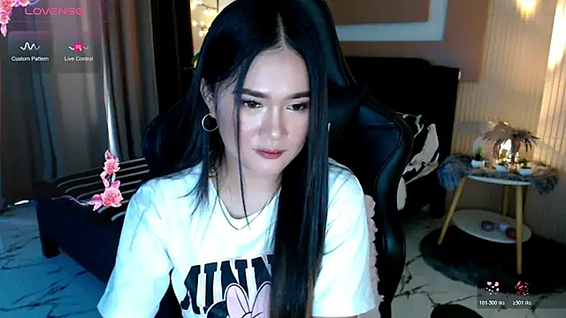 simplykhate online show from May 24, 3:38 am