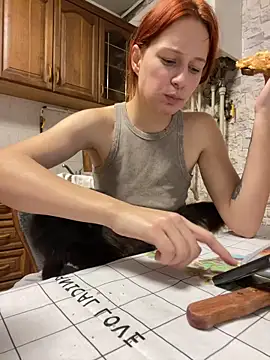 Lily Viola online show from February 15, 11:09 am