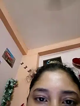 HottyDiva999 online show from June 28, 5:41 pm