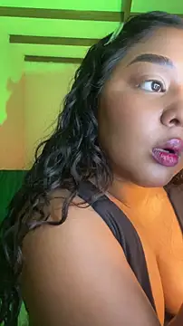 Isabella Belmont online show from May 12, 6:43 am