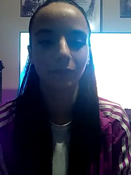 mari liazenn online show from January 9, 5:17 pm