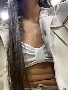 TaylorrHill online show from March 21, 7:30 pm