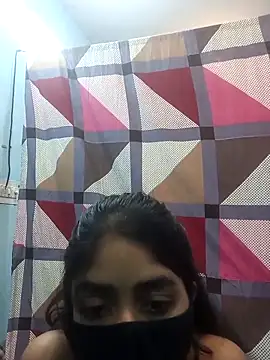 HotxMuskan online show from February 24, 9:08 am