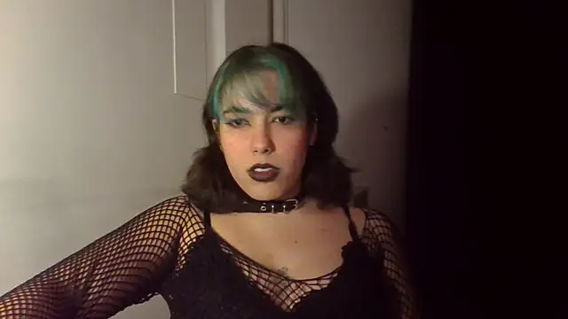 goth latina online show from February 1, 7:12 pm