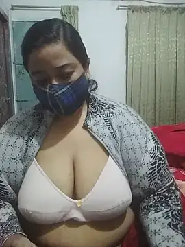 momo loves online show from February 19, 5:56 pm