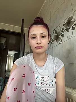 lenahhh online show from April 24, 10:51 am