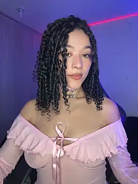 crystal dlun online show from April 7, 5:48 pm