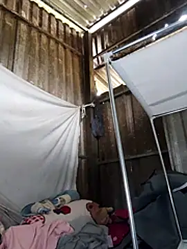 -Nicole-e online show from January 11, 12:48 am