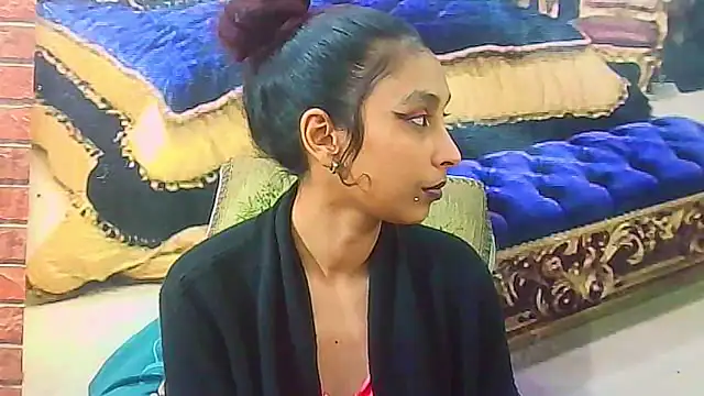 IndianSexyButt online show from June 29, 10:59 am