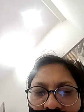 piryasharma005 online show from February 27, 8:52 pm