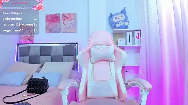 Isa7  online show from February 11, 2:07 pm