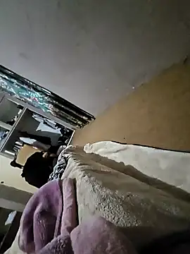 dicksuckeerrrr2026 online show from January 7, 3:43 am