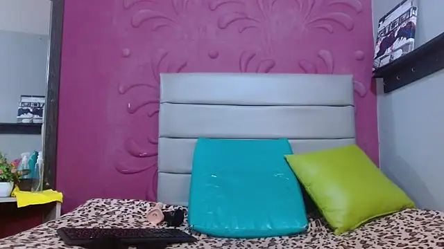 carina lopez707rs online show from April 11, 12:09 pm