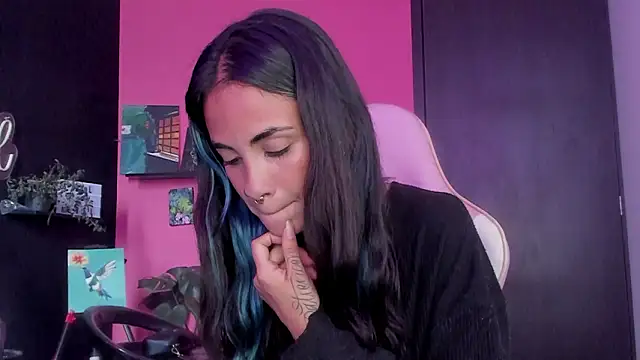 azula lillet online show from March 3, 9:10 pm