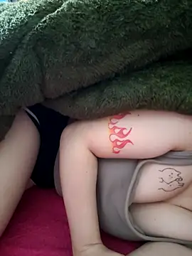 -LunaLust online show from March 30, 1:05 am