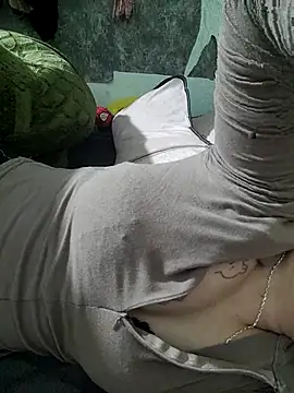 -LunaLust online show from February 13, 7:54 am